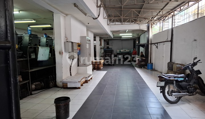 Dijual Ruko + Mesin Percetakan Kemayoran Jak Pus Rp 17 M Nego