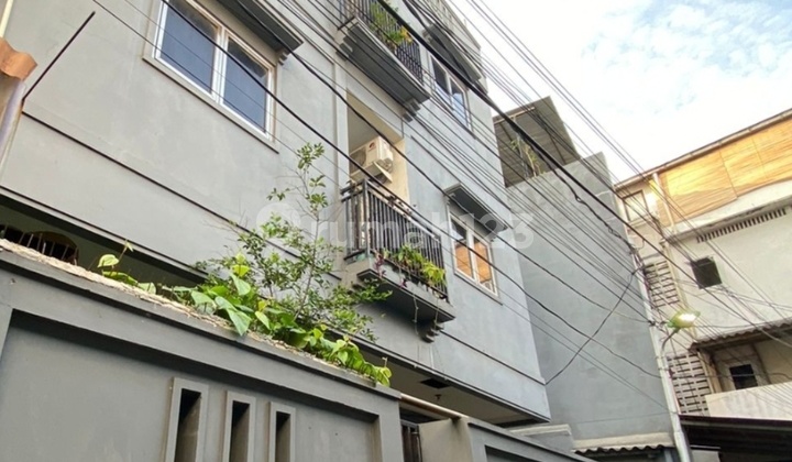 Rumah Kost 4 Lantai Bandengan Selatan Rp 3.8 M Nego Kost di Bandengan 193.0 m² SHM 2