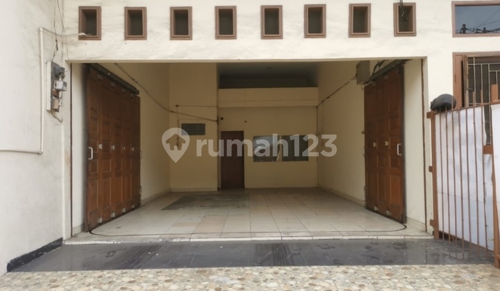 Disewakan Ruang Usaha Kalibaru Senen Jakarta Pusat Rp 70 Juta/ Tahun Nego Ruang-Usaha di Senen 80.0 M² Unfurnished