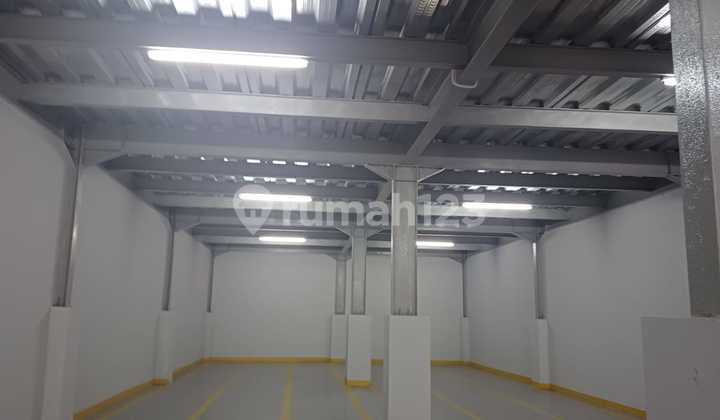 Gudang + Kantor Siap Pakai Lokasi Strategis Di Kalideres Jalanan Lebar Banget 