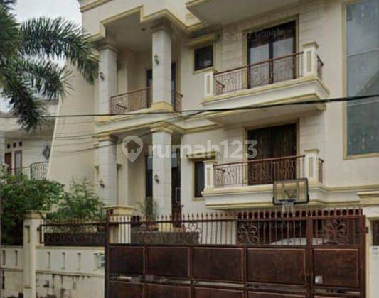 Dijual Rumah Taman Palem Split Level Ukuran 13x25 Lt 325m2 Lb 400m2 1