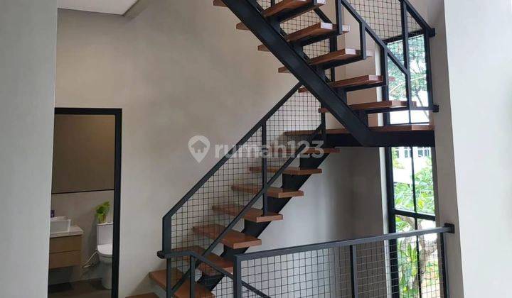 Rumah baru BSD Super Cantik LT200 Strategis Bebas Banjir 2