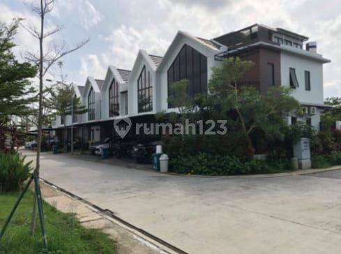 Rumah Cantik Citra Garden Puri Hook Lokasi Depan Taman  1