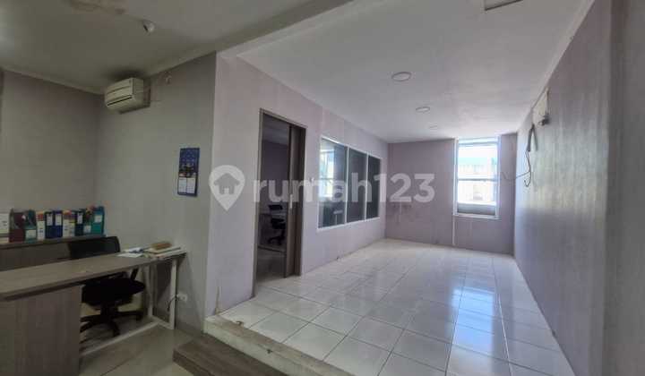 Warehouse for Rent in Kalideres Area, Bizzpark Warehouse Complex