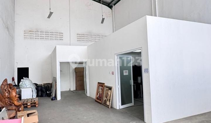 For Sale, Ready-to-Use Bizzpark Warehouse in Daan Mogot For Sale, Ready-to-Use Bizzpark Warehouse in Daan Mogot