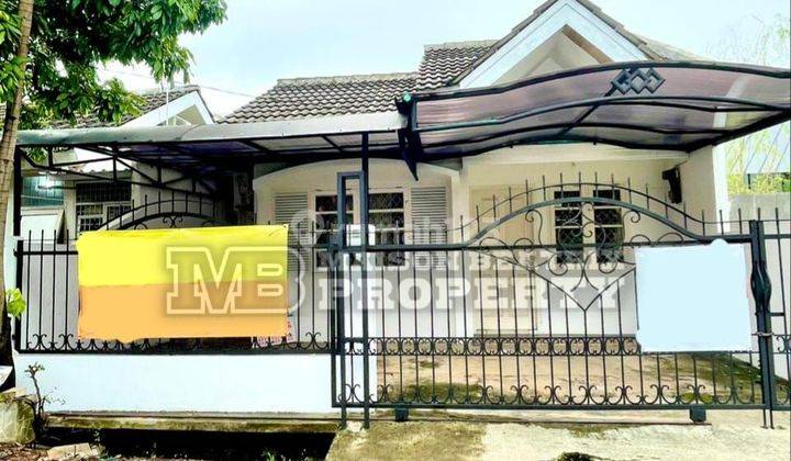 Rumah terawat di BSD SHM bisa KPR 1