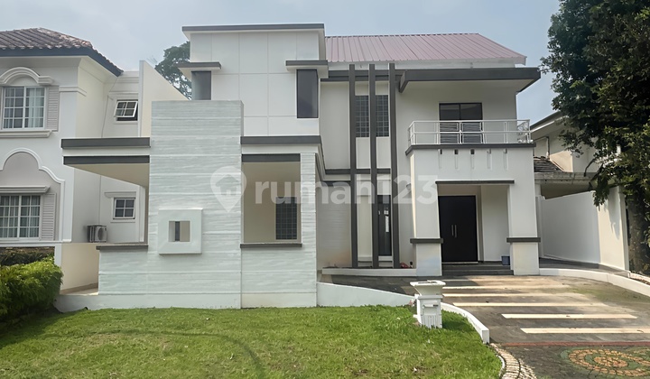 Telaga Golf BSD House, 450 Meters, Neat, Ready to Occupy. Telaga Golf BSD House, 450 Meters, Neat, Ready to Occupy.
