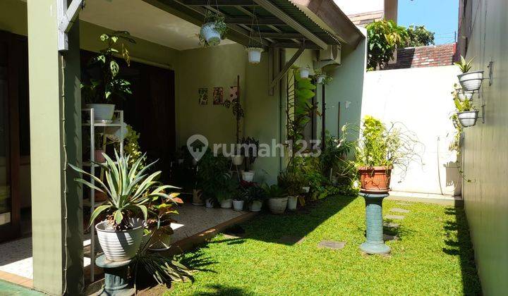 Rumah Kencana Loka Bsd Luas 200 Meter Rapi Siap Huni  2