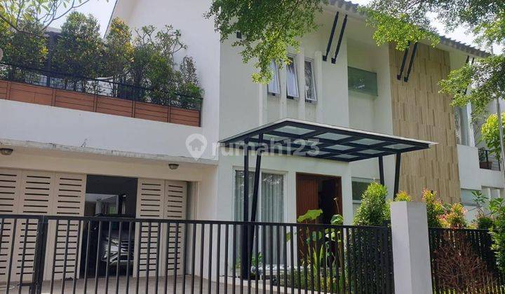 Rumah Terrace Golf Bsd Ada Swimming Pool Bagus Lingkungan Nyaman 2