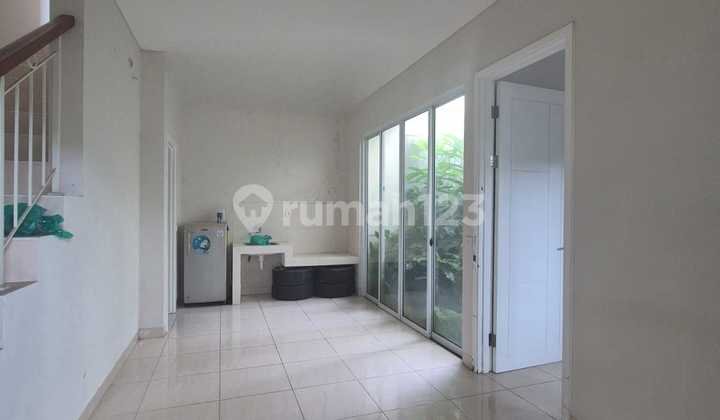 Vanya Park BSD House, 77 Square Meters, Good and Comfortable. 2