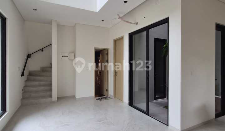 Rumah Baru Vanya Park Bsd Tropical Design Posisi Hoek 2