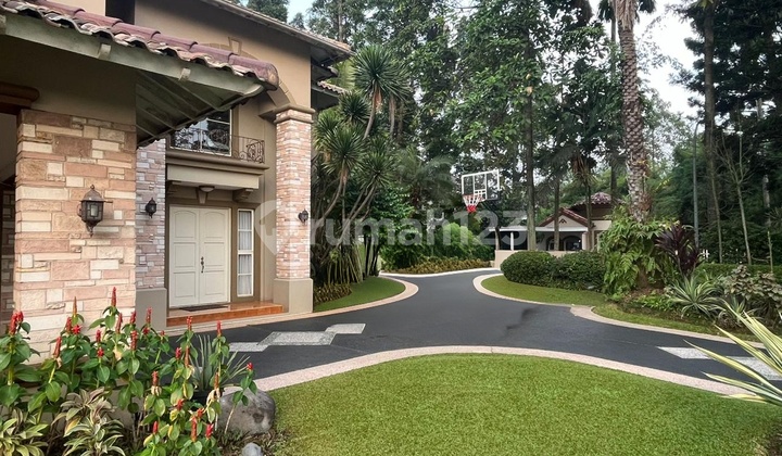 Rumah di Boulevard Lippo Karawaci Bagus Halaman Luas 2