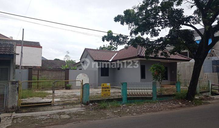 Disewakan Rumah Griya Loka Bsd Di Jalan Utama Bagus Untuk Usaha 1