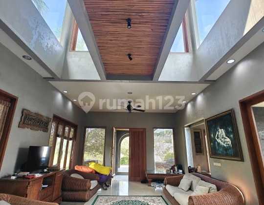 Rumah Terrace Golf Bsd Modern Tropis Design Dengan Swimming Pool