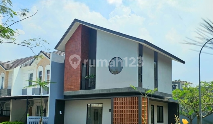 Rumah Baru Vanya Park Bsd Tropical Design Posisi Hoek