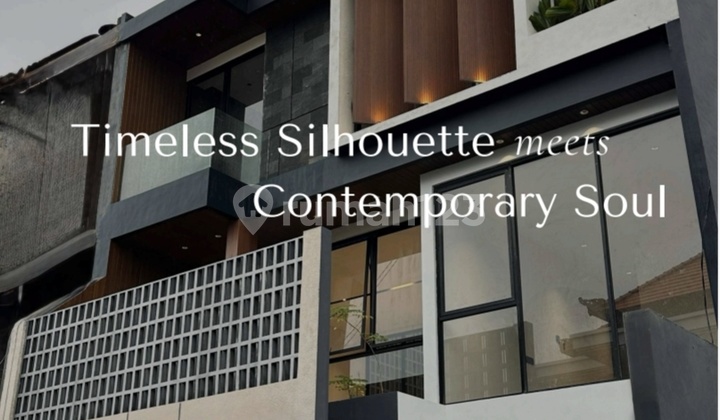 Rumah Semi Villa Mewah Modern 3 Lantai Tukad Badung Renon Denpasar Bali – 275m², 4+1 Kamar, Walk-in Wardrobe, Kitchen Island, Smart Door Lock