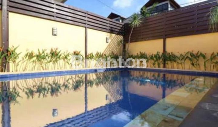 FOR SALE STRATEGIC 2-STORY VILLA 355 METERS JL MERTANADI KEROBOKAN BALI