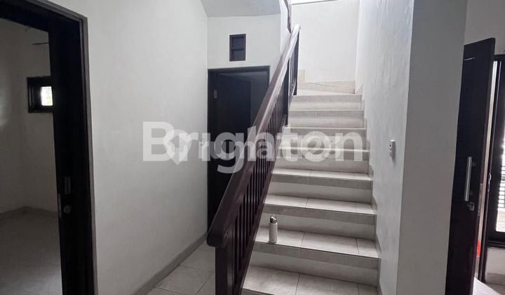 DIJUAL RUMAH SIAP HUNI, 4 KAMAR TIDUR DI PERUMAHAN BALI ARUM