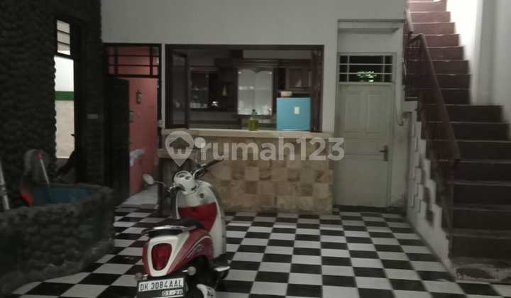 Large House - Land Area 498 Meters, Prime Location Imam Bonjol Denpasar 2
