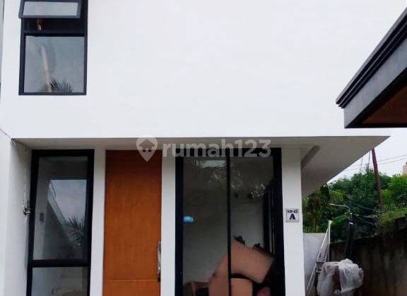 Rumah Bagus Di Cluster Fourty Five Residence 1