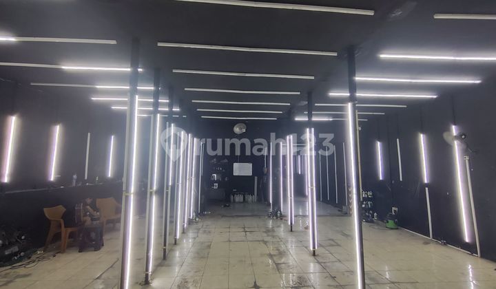 Ruang Usaha 2 Lantai Lokasi Strategis. 2
