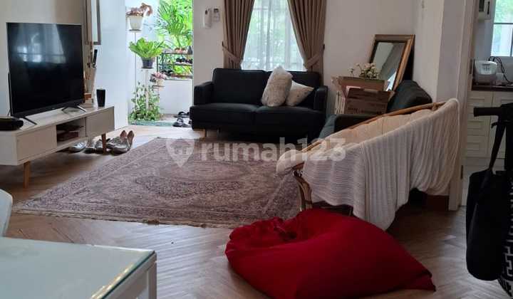 Nice House In Discovery Eola Bintaro Jaya Sector 9