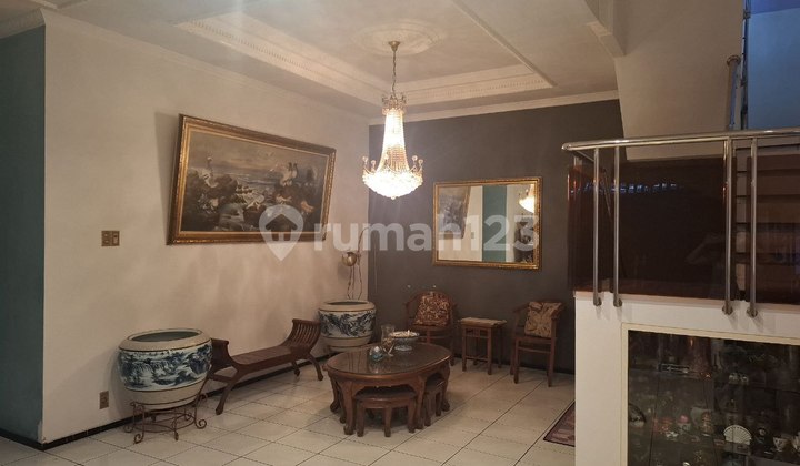Dijual Cepat Rumah Strategis Seluas 495M (10X49,5) di Pinggir Jalan Raya Duri Kosambi, Cocok untuk Hunian Maupun Usaha! Bu!