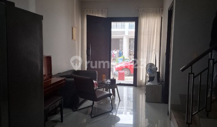 Dijual Rumah Green Lake City Cluster East Asia 6X15, SHM