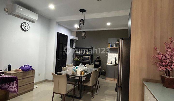 Rumah Green Lake City Cluster East Asia 6x15, Renovated Dan Semi Furnished, Shm, Murah Loh 2