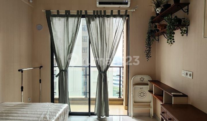 For Sale Sky House BSD Tower Leonie Studio Type 20m2, Furnished, Cheap
