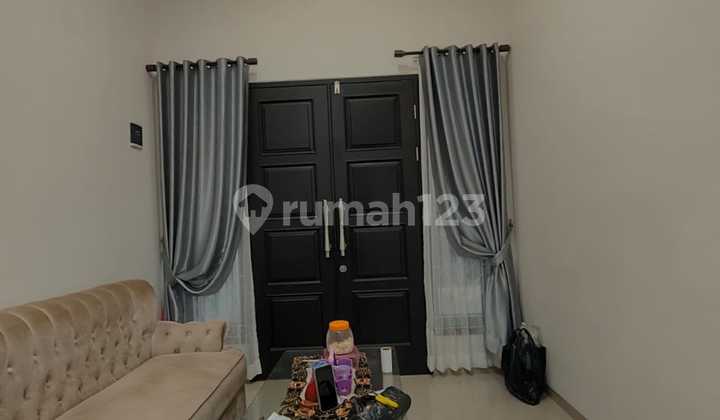 RUMAH DALAM KOMPLEK  Fasilitas perumahan auala  gedung✓kolam Renang ✓Taman komplek Harga nego  3