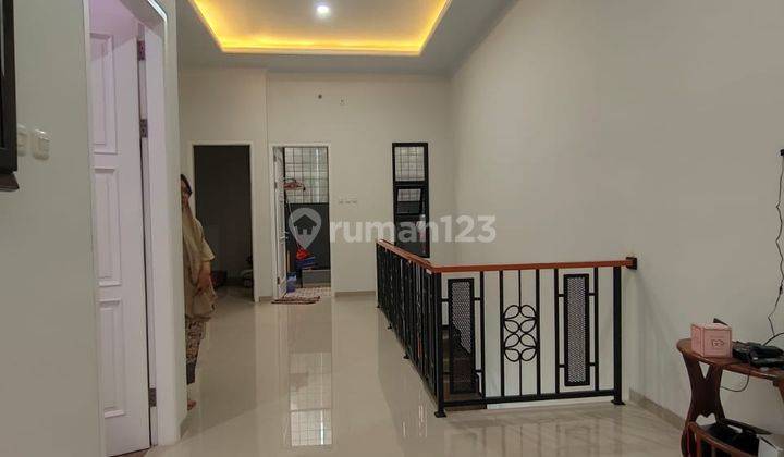 RUMAH DALAM KOMPLEK  Fasilitas perumahan auala  gedung✓kolam Renang ✓Taman komplek Harga nego  12