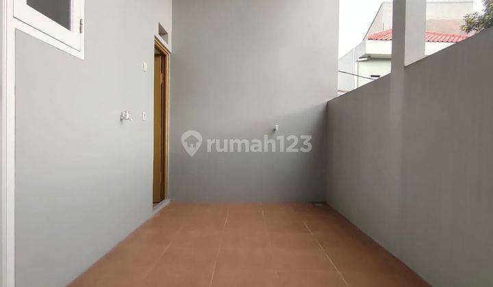 Rumah Baru  Di jagakarsa full Bata merah luas tanah 126m Harga nego Rtusa6juta 15