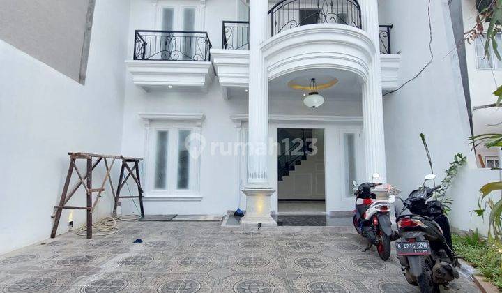 Rumah  Baru Classic Modern  lingkungan tenang Dijagakarsa 1