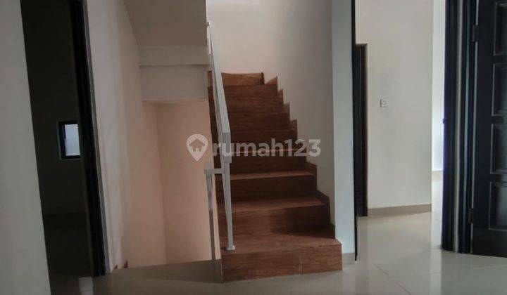 Rumah plus Roof top Harga Nego Dalam Cluster  3menit ke stasiun Lenteng agung  13
