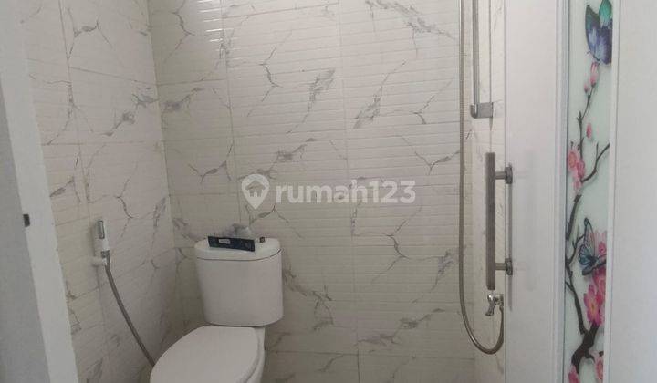 Rumah plus Roof top Harga Nego Dalam Cluster  3menit ke stasiun Lenteng agung  20