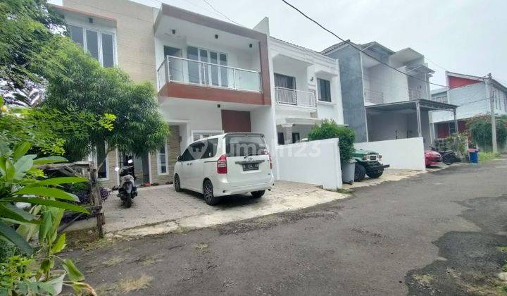 Rumah Lt 170 Meter Unit Pojokan Dalam Cluster Dijagakarsa-Jaksel  1