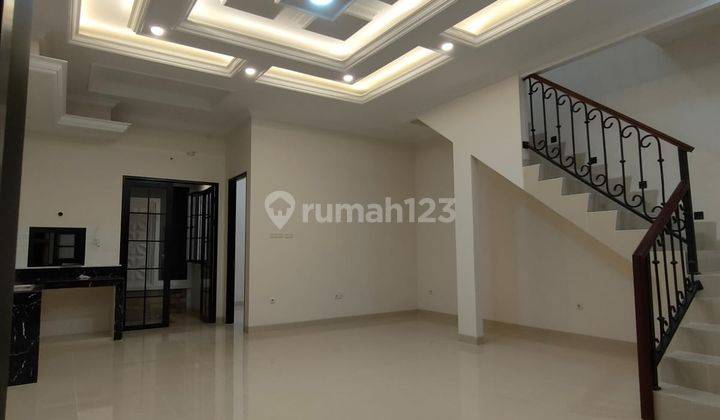 Rumah 2lantai DiJagakarsa full Bata merah  2