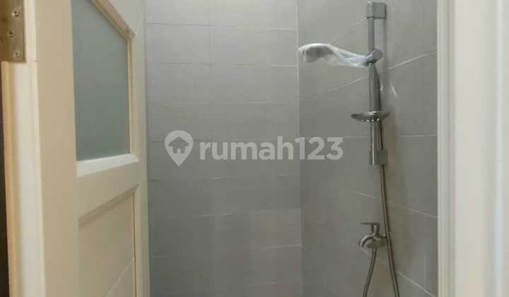 Rumah 2lantai DiJagakarsa full Bata merah  13
