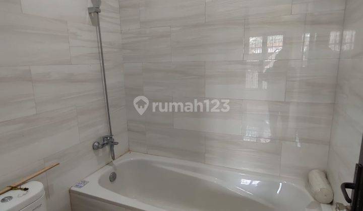Rumah Baru 2 Lantai Free kitchen set dan bathub dalam Cluster Dijagakarsa  11