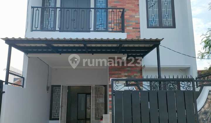 Rumah Baru 2 Lantai Free kitchen set dan bathub dalam Cluster Dijagakarsa  1