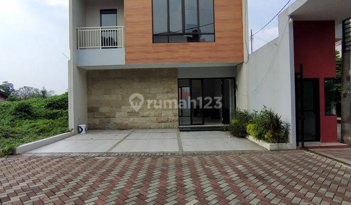 Rumah Dalam cluster  free biaya² Tinggal bawa koper ajah 2