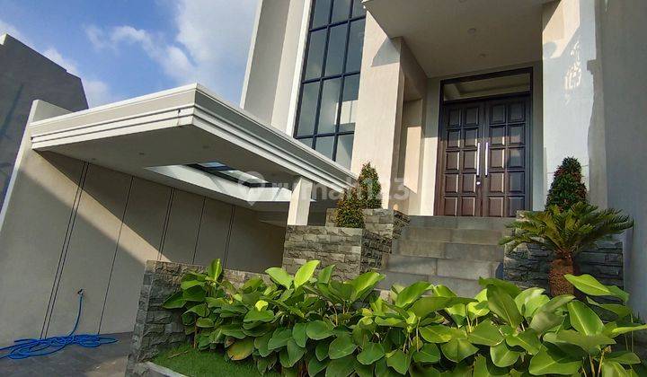Rumah Mewah 3 Lantai Dalam Cluster Dijagakarsa  12