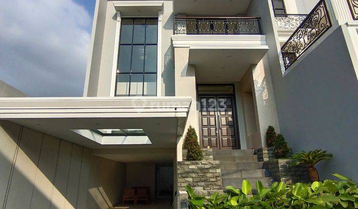 Rumah Mewah 3 Lantai Dalam Cluster Dijagakarsa  13