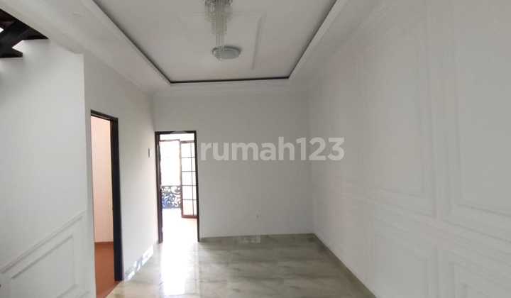 Rumah Plus Rooftop semi 3lantai 23