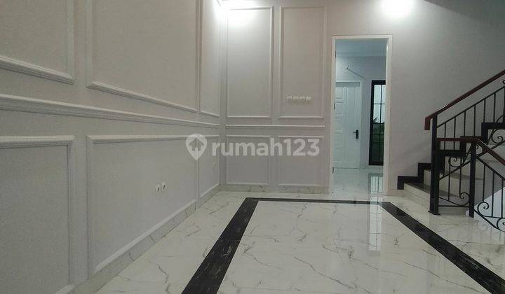 Rumah 3lantai DiJagakarsa Jakarta Selatan Dalam komplek  21