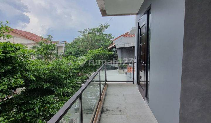 Rumah Di kawasan bebas banjir akses jln 2mobil Bisa cash dan Kpr  13