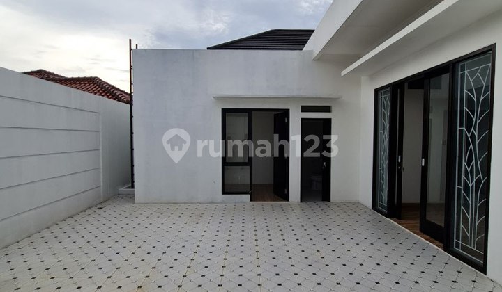 Rumah Di kawasan bebas banjir akses jln 2mobil Bisa cash dan Kpr  18