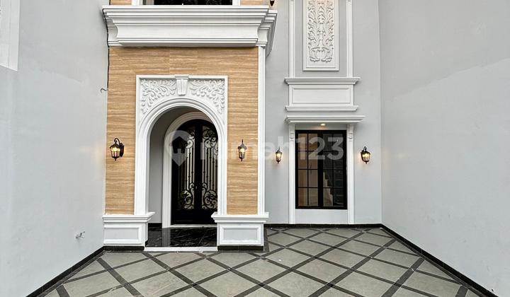 Rumah di Jalan Jagakarsa Raya Jakarta Selatan