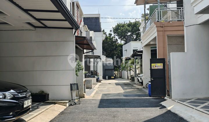 Rumah di Jagakarsa Dket Stasiun Lenteng Agung dan Rs Sakit Aulia 2